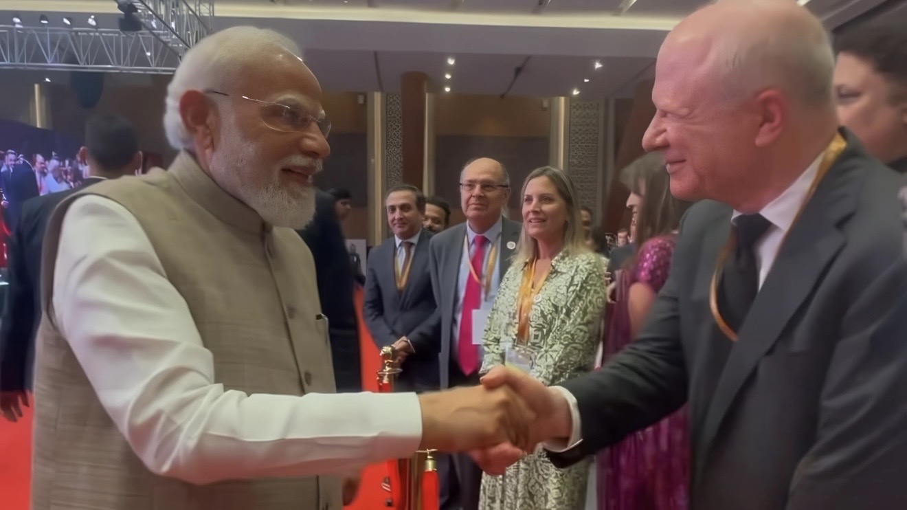 Ambassador Sievers with Prime Minister Narendra Modi